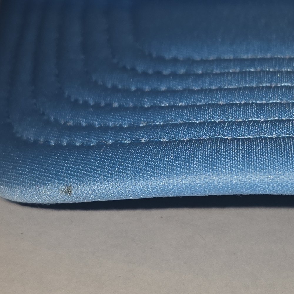 1989 Taylor Swift Blue and White Trucker Hat - Picture 2 of 6